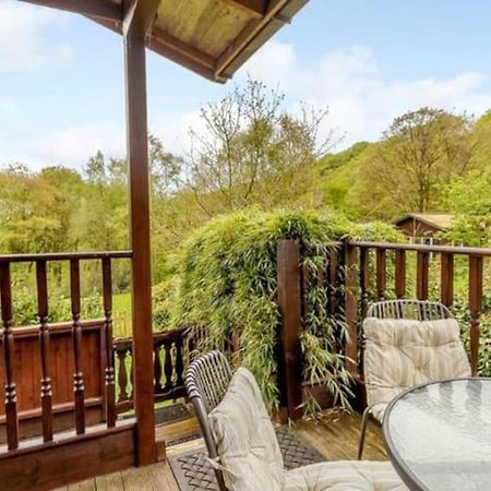 Luxury Peak District Lodge, Hot Tub, Log Burner, Nr Lake Rudyard Экстерьер фото